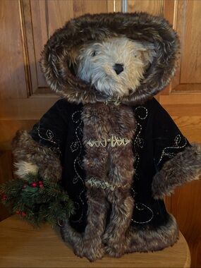 1993 vintage Vermont teddy bear